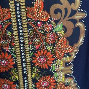 Light sweater with jewelry